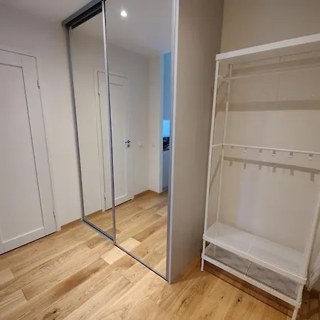 Daire Sunny Studio In The City Center, Close To Old Town